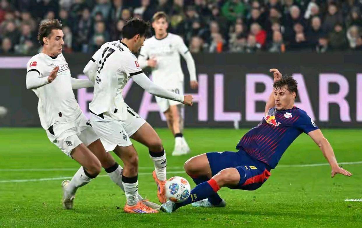 中超赛程吃紧；门兴格拉德巴赫转会期刷新队史纪录；话题不断；医务组通报恢复的简单介绍